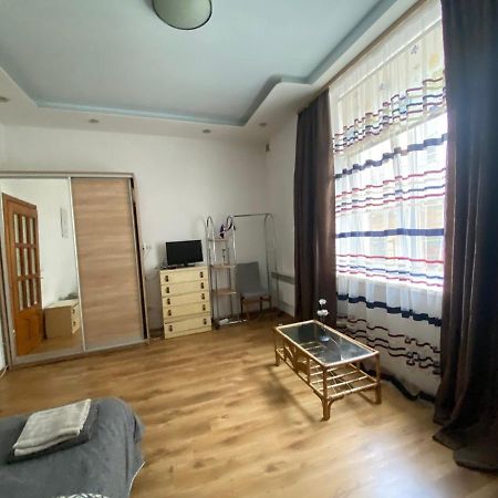 Pid Vysokym Zamkom Lviv Exterior photo